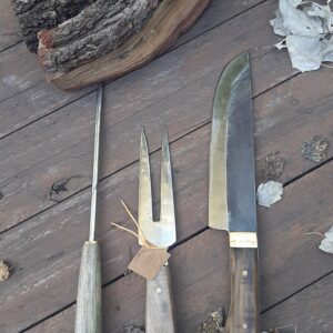 JGO. TRIPLE CUCHILLO 22 CM CABO DE MADERA