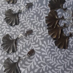 PESA MANTEL GINKGO PLATA/BRONCE/COBRE