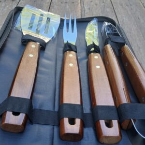ESTUCHE PARRILLERO DE TELA 4 PIEZAS